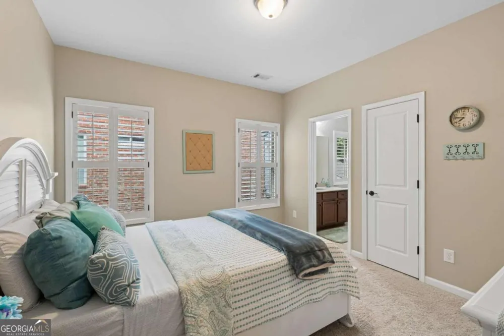 3541 S Sherwood RD SE Smyrna, GA 30082