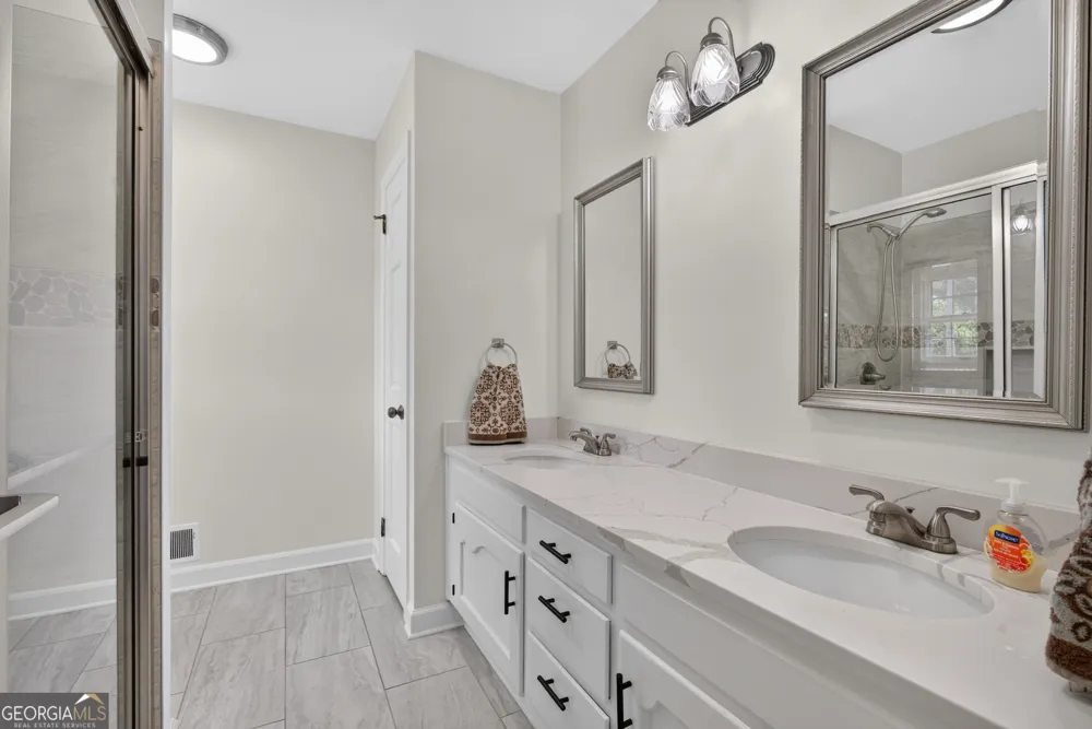 6 Greenbriar LN SE Rome, GA 30161