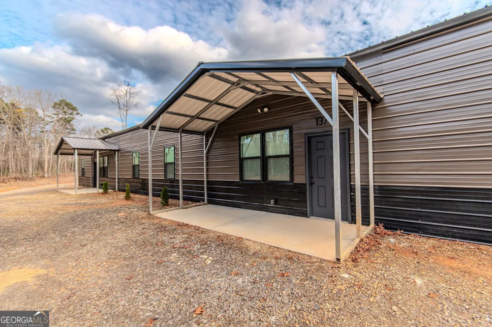 137A Johnson Ford RD Epworth, GA 30541