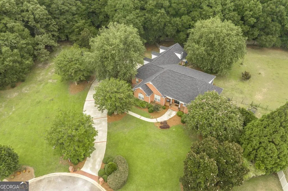 206 Jester LN Kathleen, GA 31047