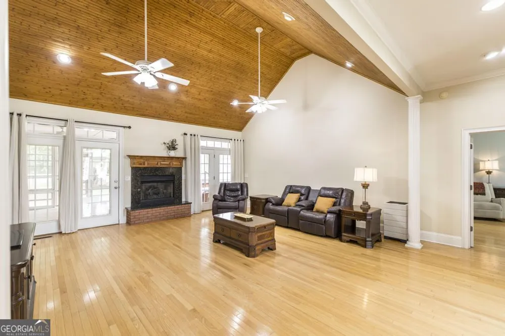 206 Jester LN Kathleen, GA 31047