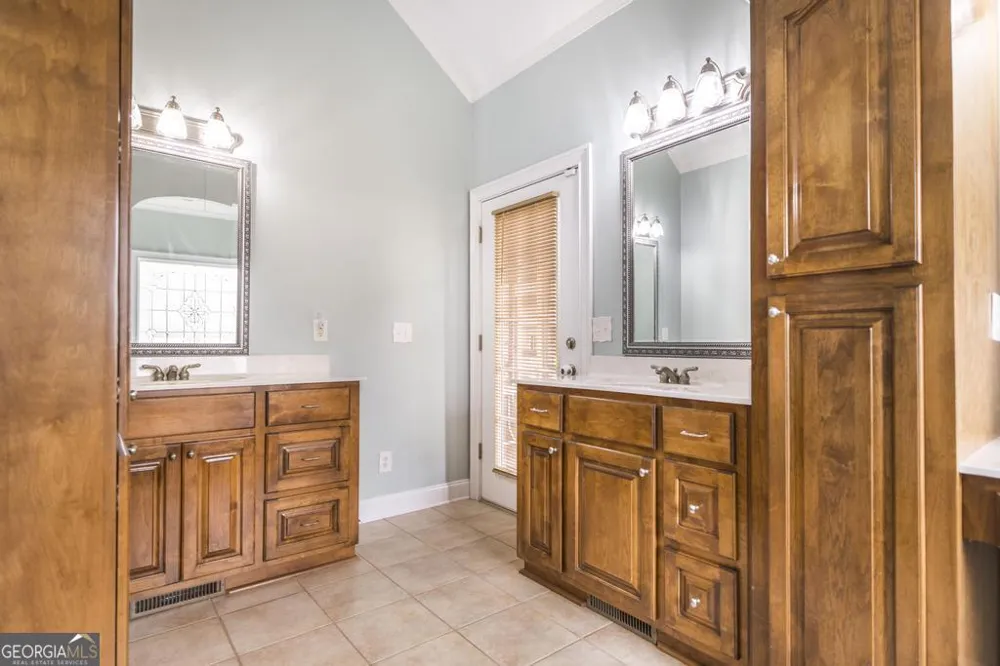 206 Jester LN Kathleen, GA 31047