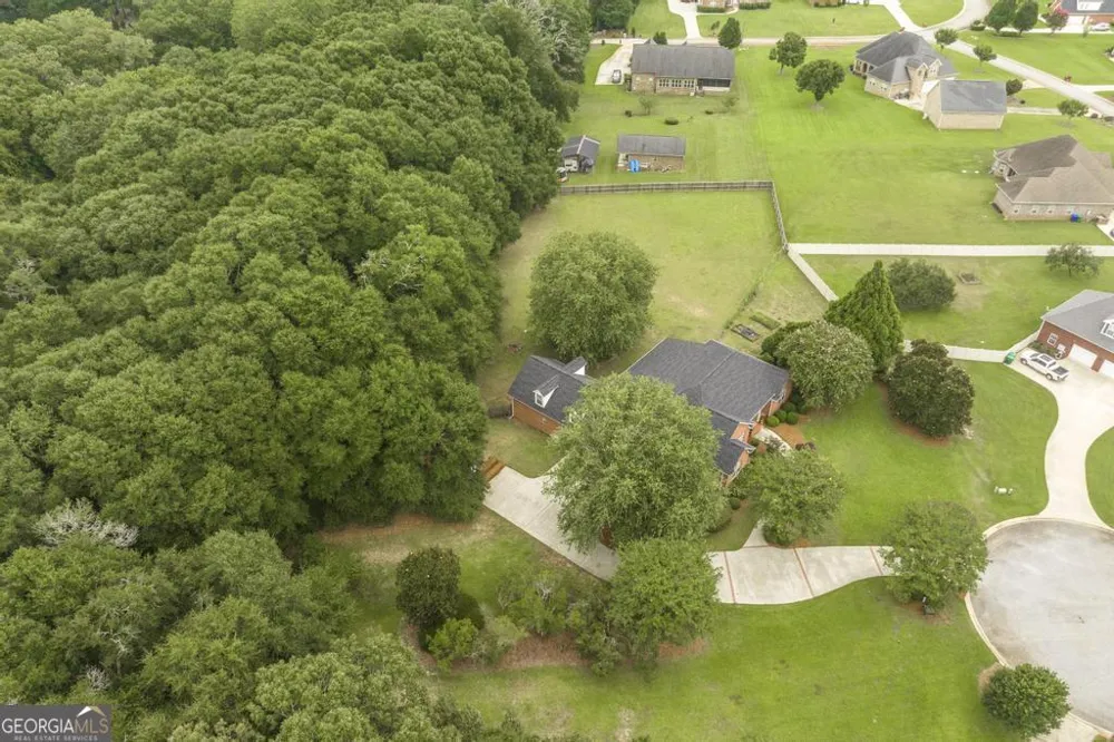 206 Jester LN Kathleen, GA 31047