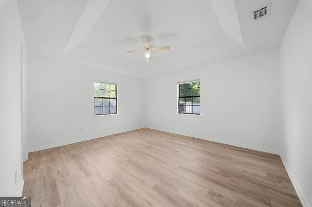 204 Lewis ST Statesboro, GA 30458