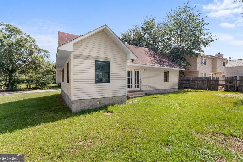 204 Lewis ST Statesboro, GA 30458