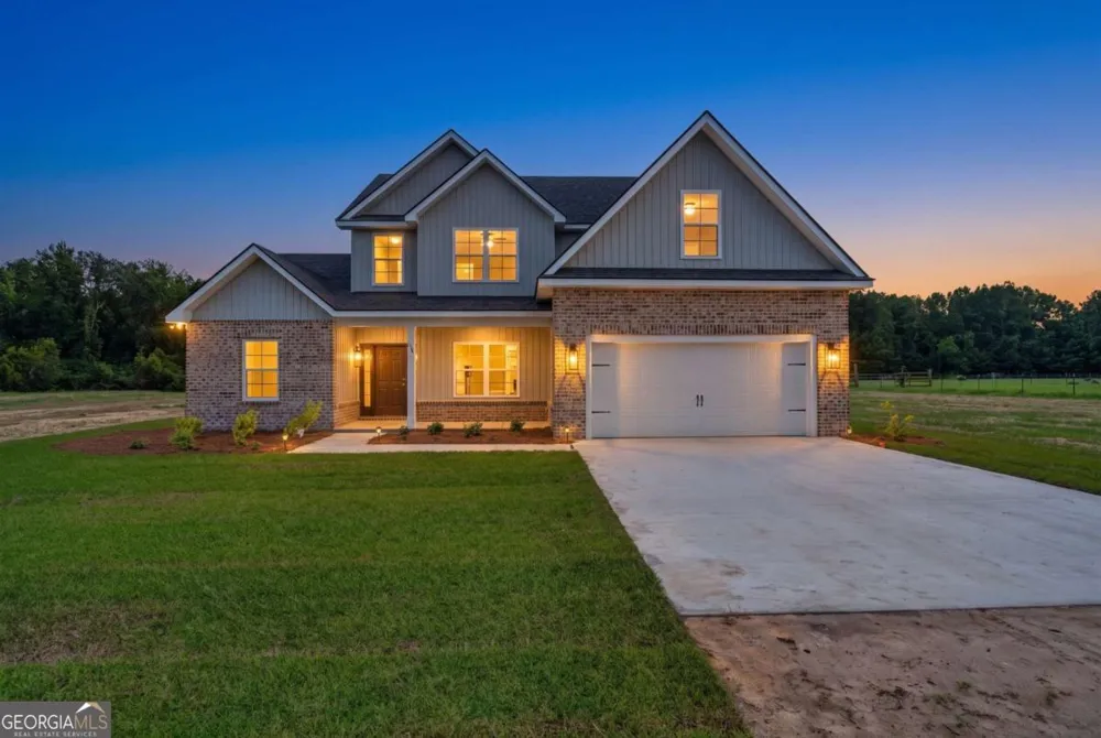 523 S T Morris RD NE Ludowici, GA 31316