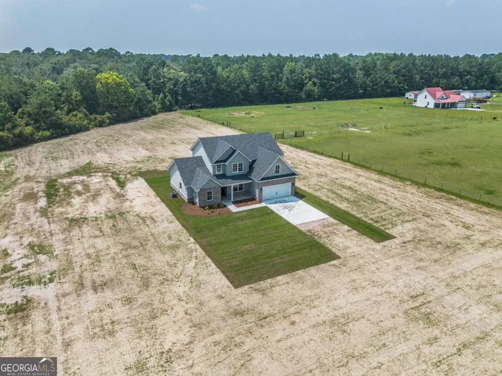 523 S T Morris RD NE Ludowici, GA 31316
