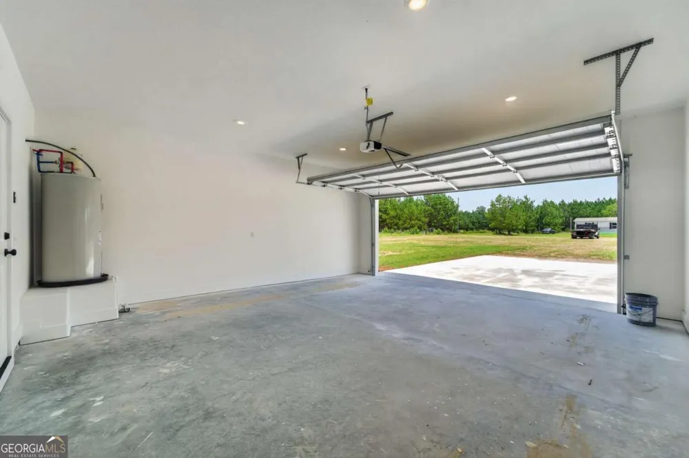 523 S T Morris RD NE Ludowici, GA 31316