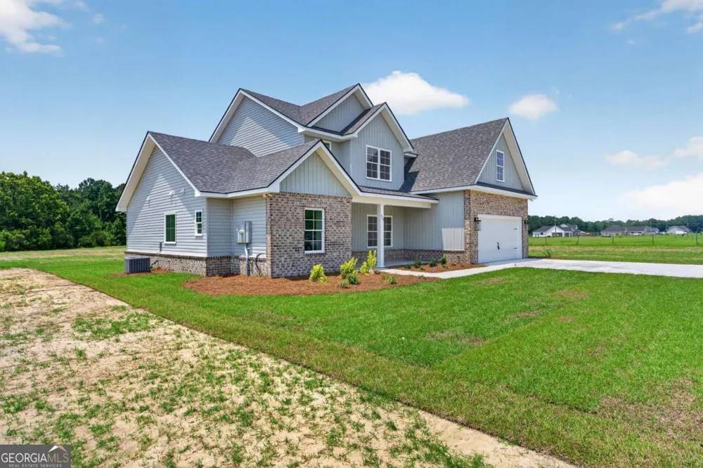 523 S T Morris RD NE Ludowici, GA 31316