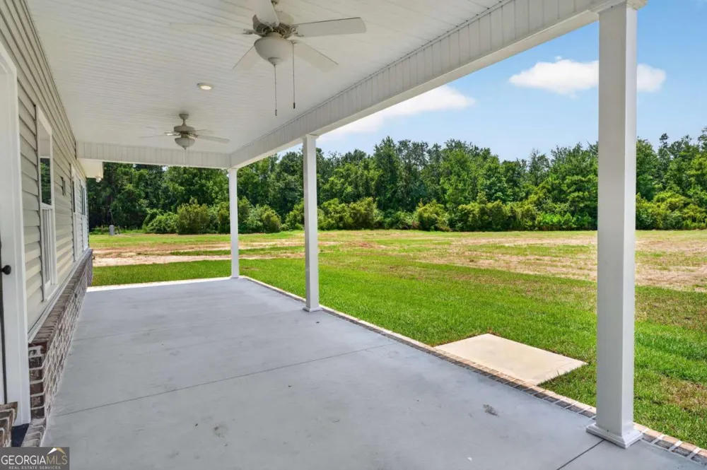 523 S T Morris RD NE Ludowici, GA 31316