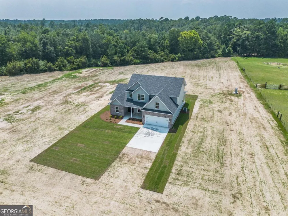 523 S T Morris RD NE Ludowici, GA 31316