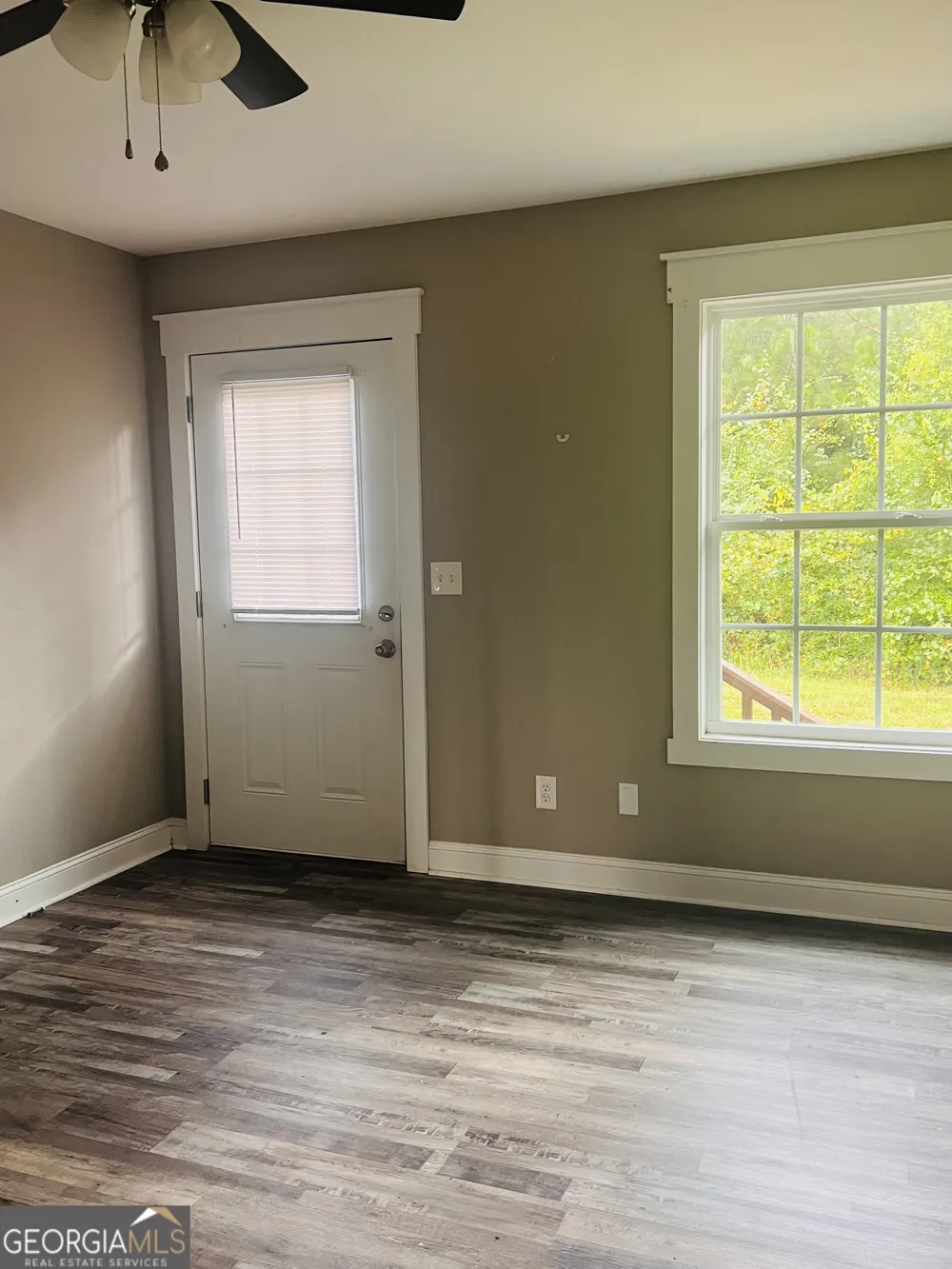 2738 Rauschenberg RD Dalton, GA 30721
