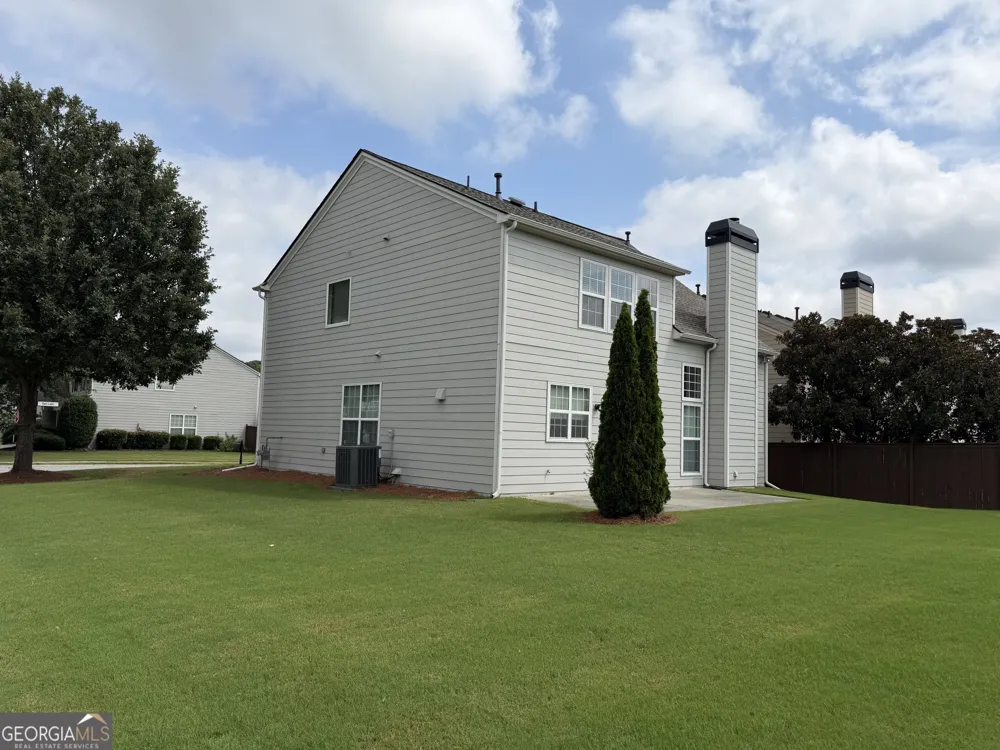 8910 Ruel LN Suwanee, GA 30024