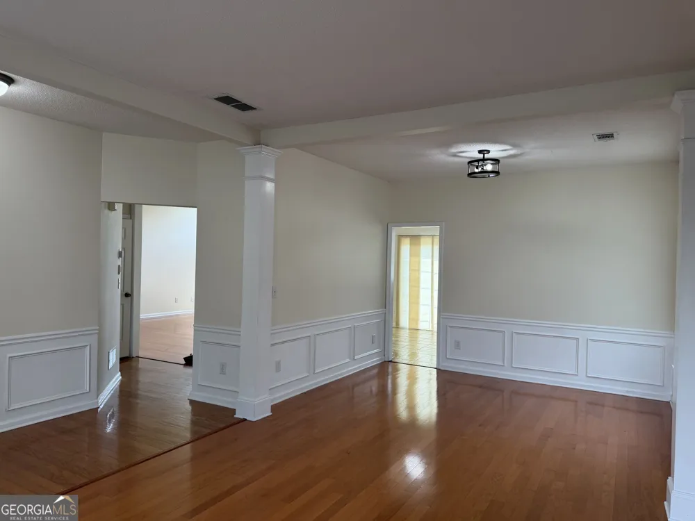8910 Ruel LN Suwanee, GA 30024