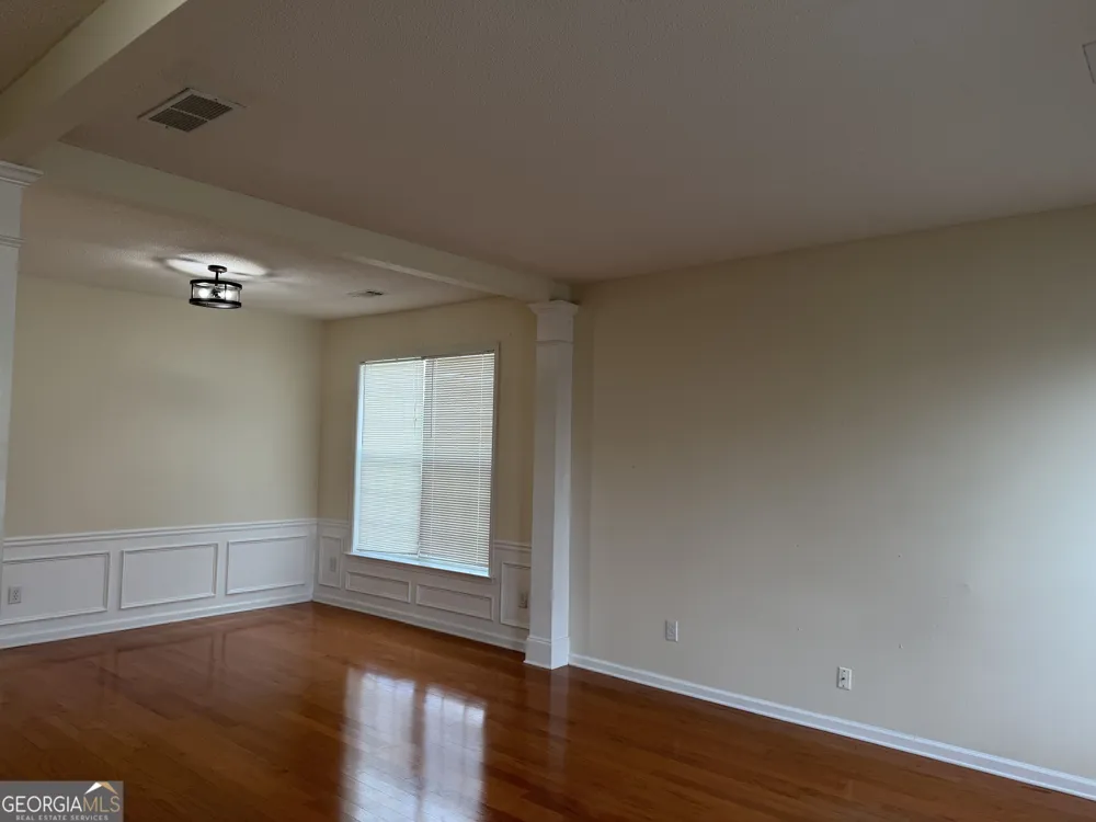 8910 Ruel LN Suwanee, GA 30024