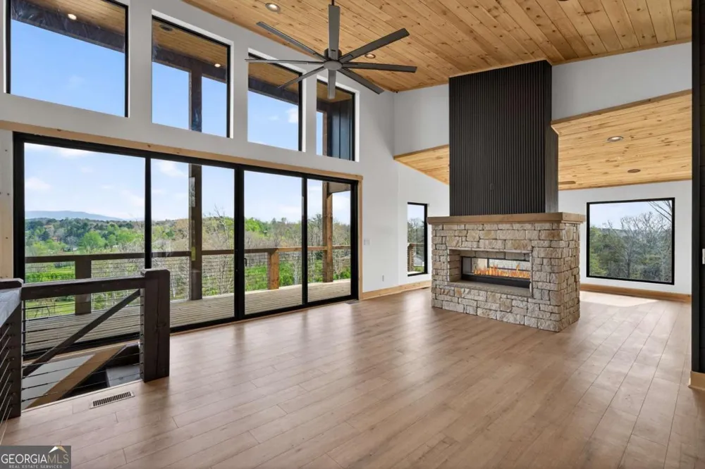 251 Mystic DR Ellijay, GA 30540