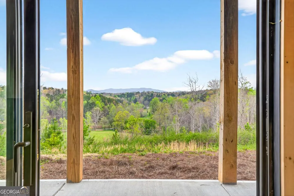 251 Mystic DR Ellijay, GA 30540