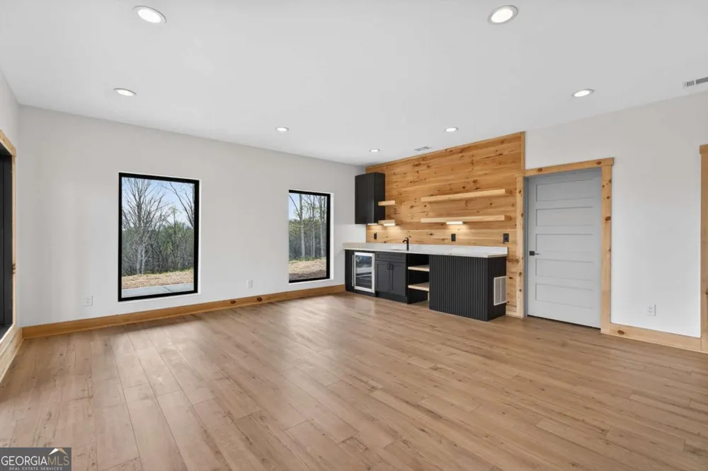 251 Mystic DR Ellijay, GA 30540