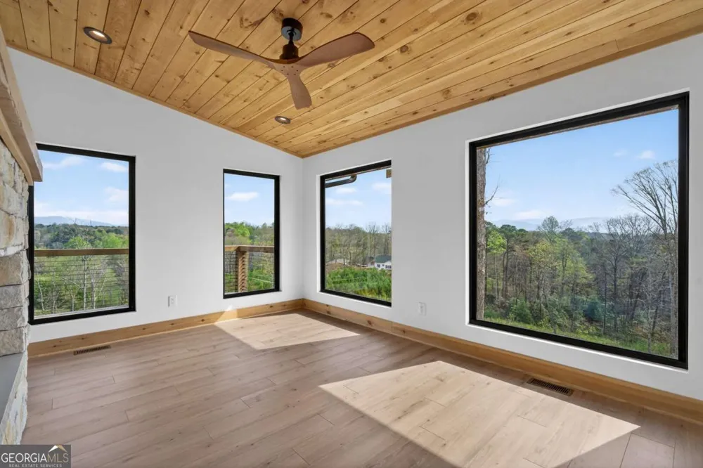 251 Mystic DR Ellijay, GA 30540