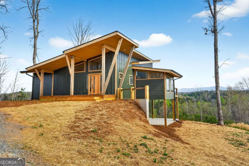 251 Mystic DR Ellijay, GA 30540