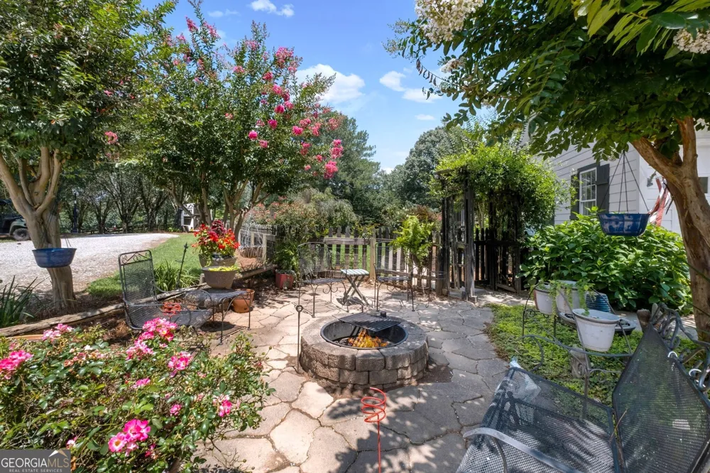 3204 Reavis Mountain RD Ball Ground, GA 30107