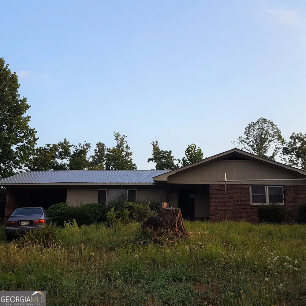 271 Harbor Light Marina RD Lavonia, GA 30553