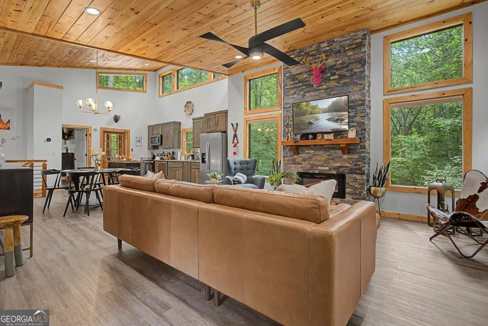 67 Citrine CT Ellijay, GA 30540