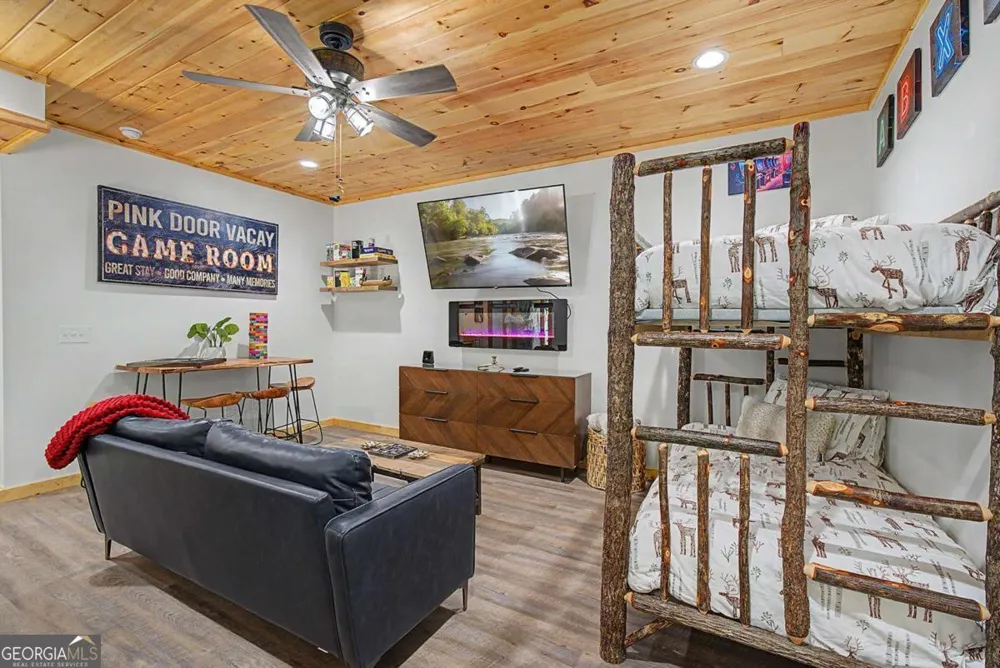 67 Citrine CT Ellijay, GA 30540
