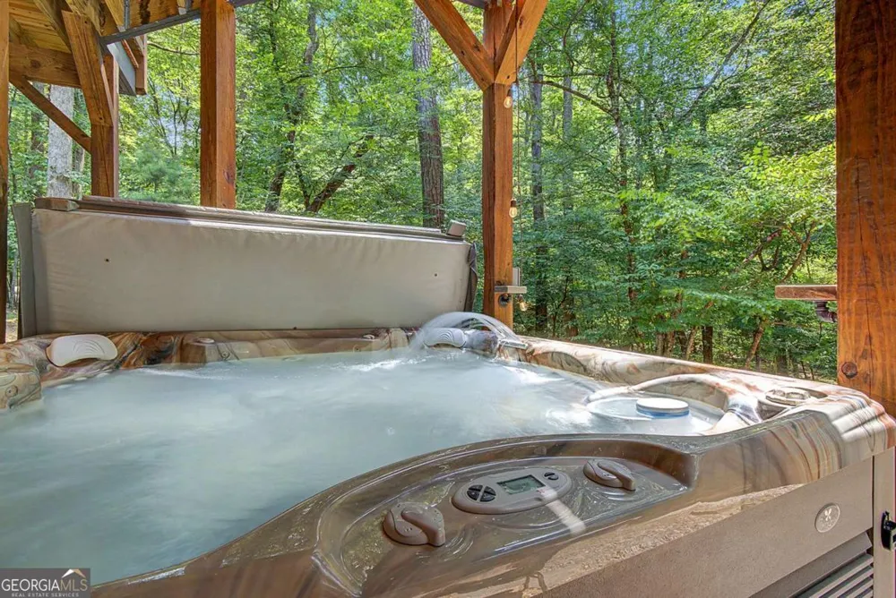 67 Citrine CT Ellijay, GA 30540
