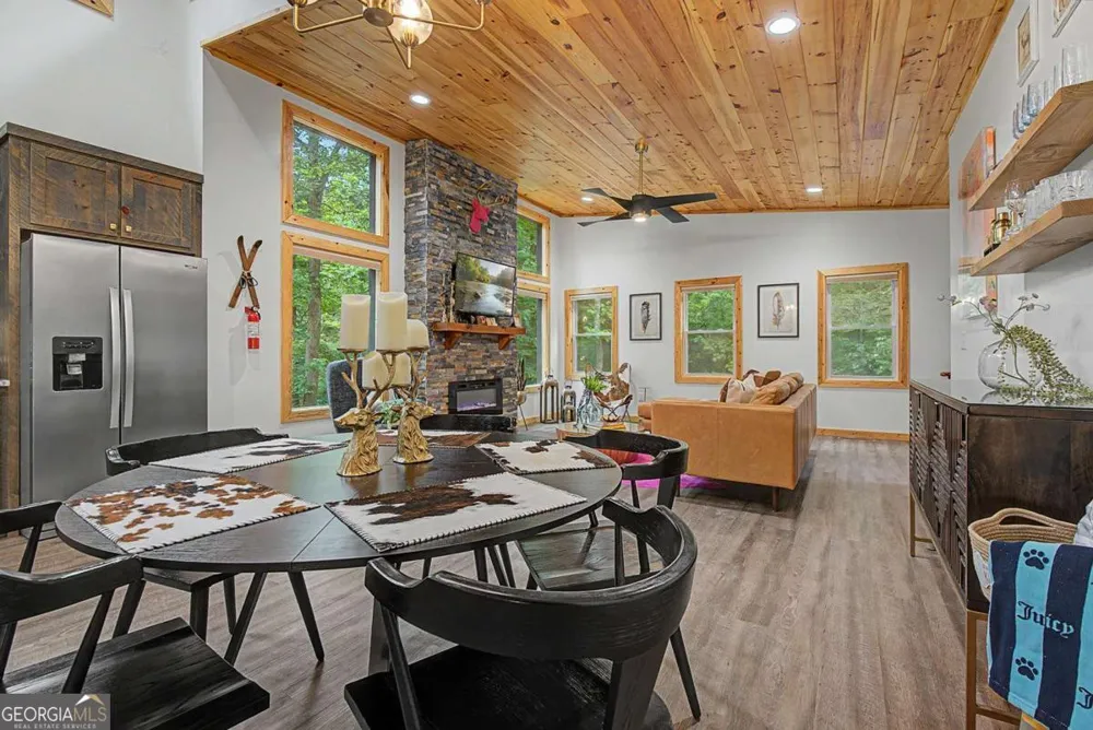 67 Citrine CT Ellijay, GA 30540