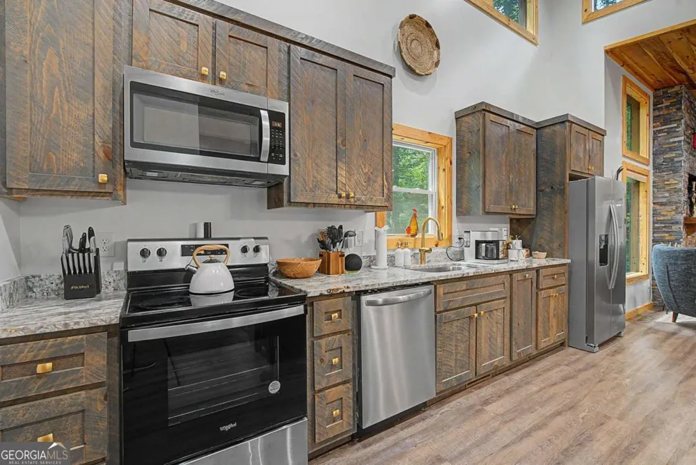67 Citrine CT Ellijay, GA 30540