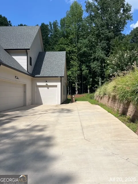 79 Hunters Way Hoschton, GA 30548