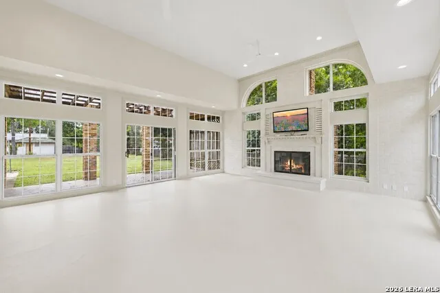 618 MAIN ST Kerrville, TX 78028