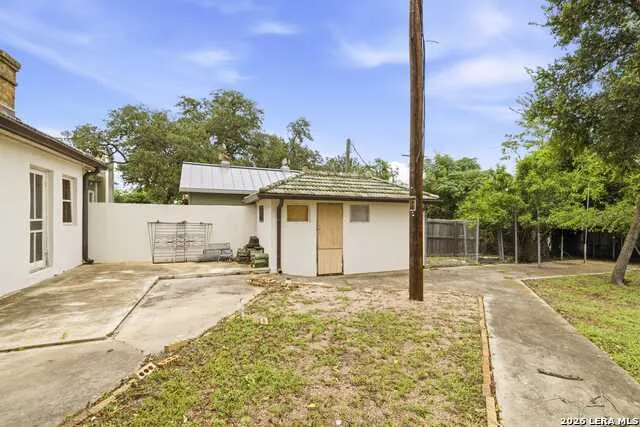 618 MAIN ST Kerrville, TX 78028