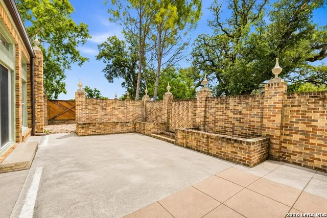 618 MAIN ST Kerrville, TX 78028
