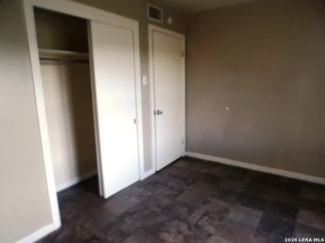 902 E CROCKETT ST Beeville, TX 78102
