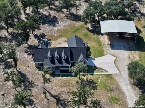 123 Scenic Oak Dr