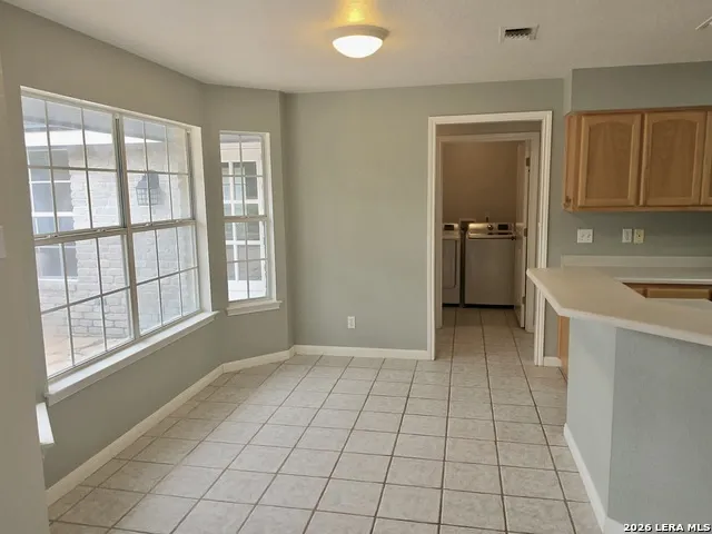 123 Scenic Oak Dr Floresville, TX 78114