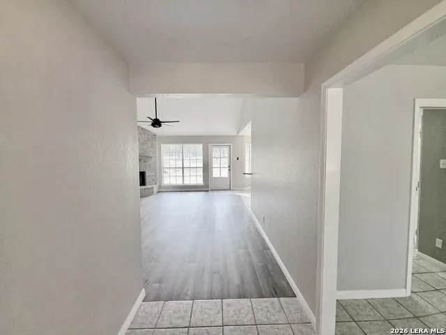 123 Scenic Oak Dr Floresville, TX 78114