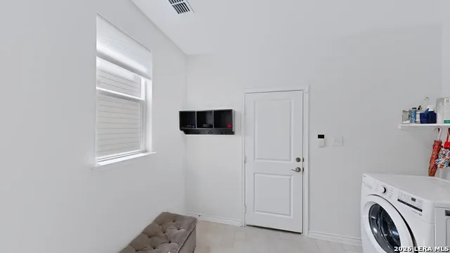 2704 Nueva Cordova Seguin, TX 78155