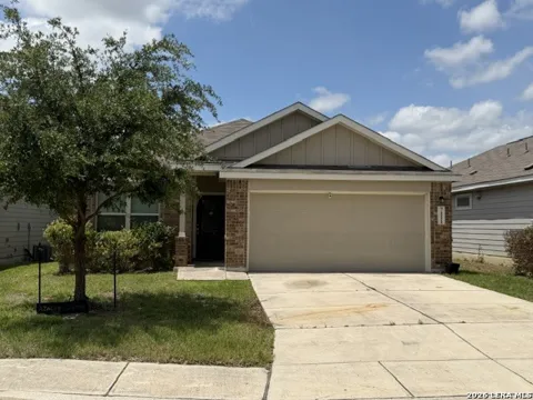 7111 AZALEA SQ