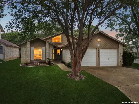 14902 Oak Summit