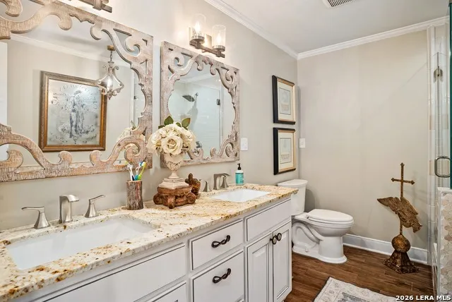 1558 Trail Ridge Dr Canyon Lake, TX 78133