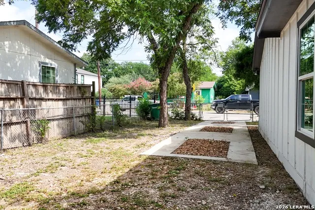 110 Whitman San Antonio, TX 78211