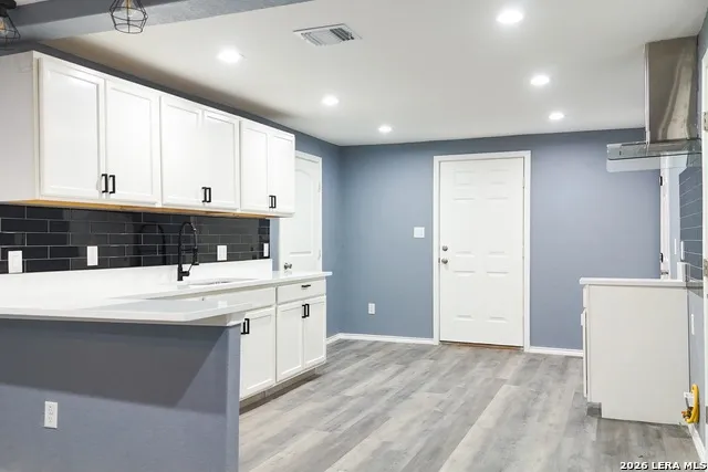 110 Whitman San Antonio, TX 78211