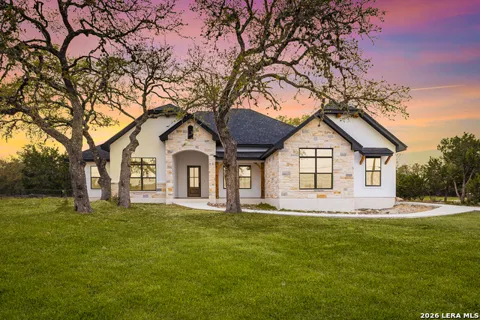220 TOUCAN DR