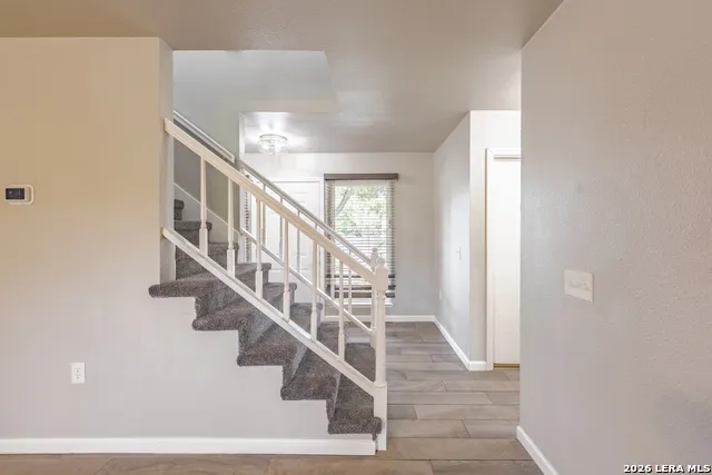6807 Timberhill Leon Valley, TX 78238