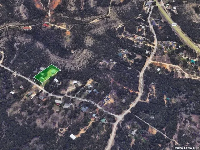 348 WHITE OAK DR Canyon Lake, TX 78133