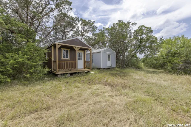 1628 COUNTY ROAD 357 Utopia, TX 78884