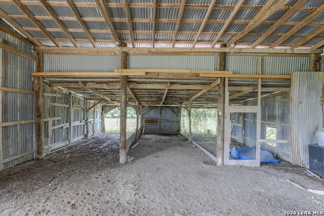 1628 COUNTY ROAD 357 Utopia, TX 78884